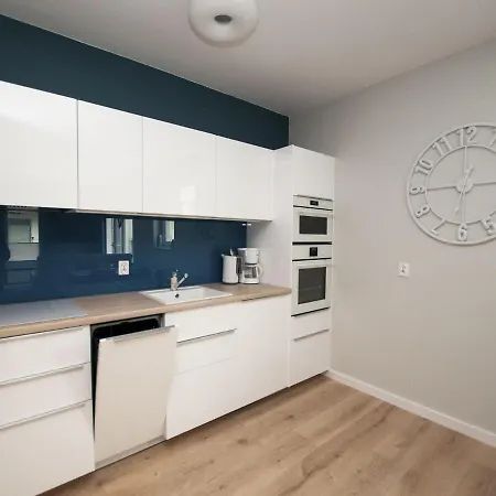 Apartment Gorgeous In With Balcony